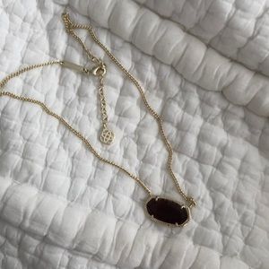 Kendra Scott necklace